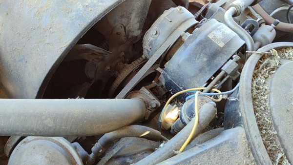 1982-1985 Deville Sedan Complete Cooling Fan Blade Assembly With Clutch Oem 4.1l — photo 2