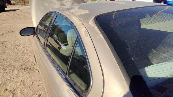 2004 Pontiac Grand Am Rear Door LH 33U Champagne Beige 22702417 — photo 2