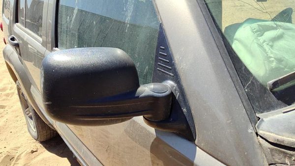 2002-2007 Jeep Liberty Passenger Right Power Side Mirror Door Mounted Oem — photo 3