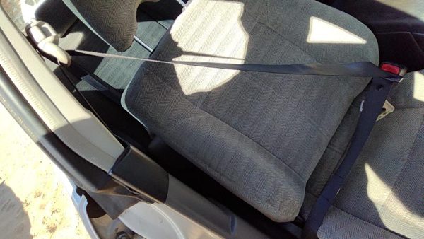 2002-2004 Subaru Legacy Passenger Right Front Seat Belt Retractor Shoulder Gray — photo 3
