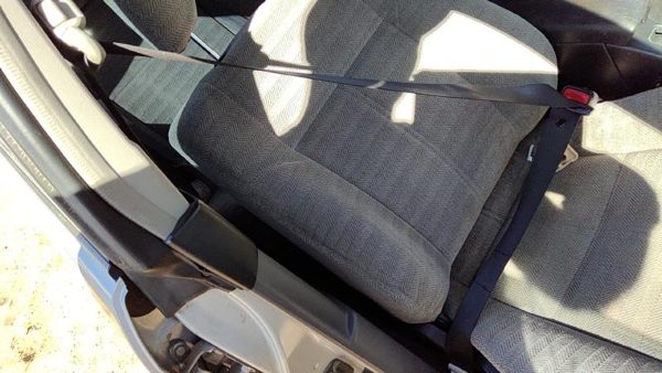 2002-2004 Subaru Legacy Passenger Right Front Seat Belt Retractor Shoulder Gray — photo 2