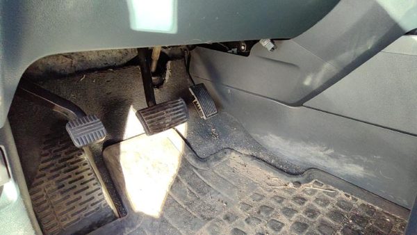 2009-2015 Honda Pilot Gas And Brake Pedal Assembly Automatic Transmission — photo 2