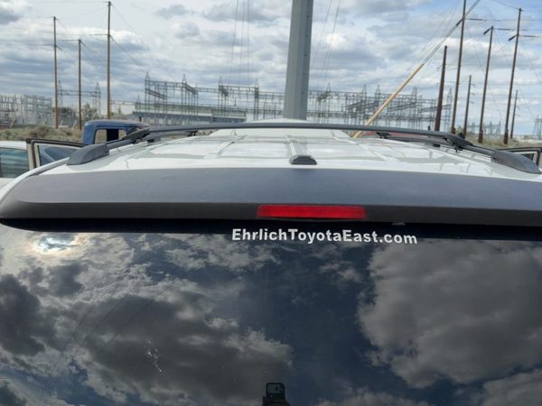 2008-2010 Chrysler Town & Country Rear Spoiler Back Wing Oem White Pw1 — photo 5