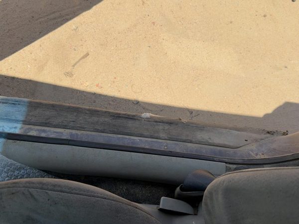 2005-2010 Chevy Cobalt Passenger Right Lower Kick Trim Panel Oem Gray 14B — photo 6