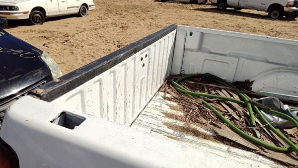1999 Chevy Silverado 1500 Pickup Box/bed Assembly — photo 7