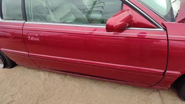 2001 Cadillac Eldorado Front Door RH Crimson Red 86U — photo 3