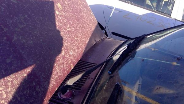 1981-1987 Isuzu Pup Pickup Passenger Right Windshield Wiper Arm Oem Blade Lever — photo 4