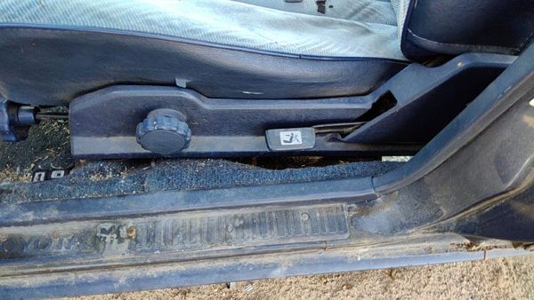1983-1986 Toyota Camry Driver Left Side Seat Trim Panel Oem Blue — photo 3