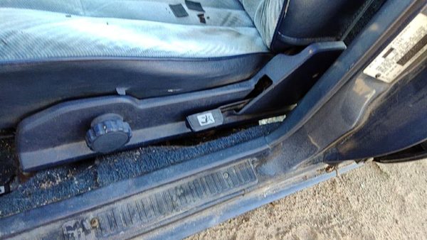 1983-1986 Toyota Camry Driver Left Side Seat Trim Panel Oem Blue — photo 5