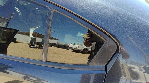 2015-2021 Subaru Wrx Driver Left Rear Vent Window Back Door Glass With Frame Oem — photo 6