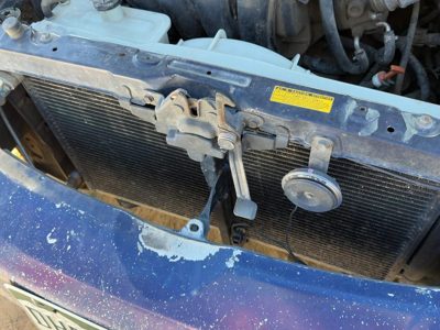2003-2008 Toyota Matrix Xr Hood Latch Assembly With Bracket Oem 5320102110