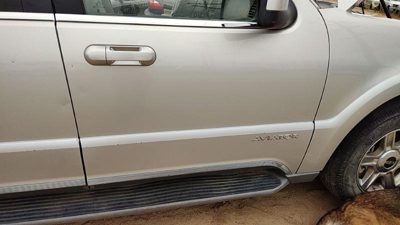 2003 Lincoln Aviator Front Door RH Silver Jp