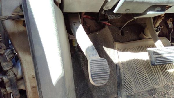 2004-2007 Dodge Caravan Parking Brake Pedal Assembly Oem Complete Emergency Unit — photo 1