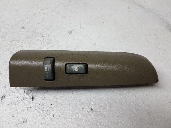 1998 Chevy Silverado 1500 Passenger Right Window Control Switch Unit 2500 Oem — photo 2
