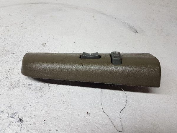 1998 Chevy Silverado 1500 Passenger Right Window Control Switch Unit 2500 Oem — photo 3