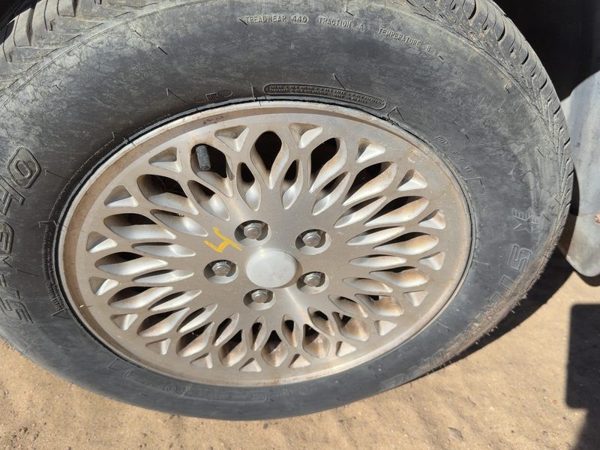 1996-1997 Chrysler Town & Country 16" Aluminum Wheel Oem Factory Rim #4 16X6-1/2 — photo 3