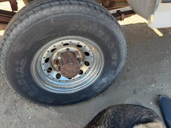 1992-1997 Ford F250 16" Wheel Oem Factory Rim F2Uz1015C — photo 1