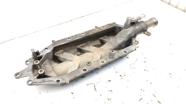 2011 Toyota Tundra Lifter Valley Cap 5.7L Oem Plate Engine Coolant Pipe — photo 3