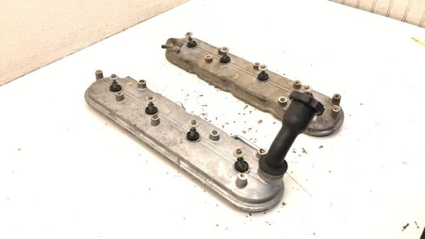 2009-2013 Silverado 1500 Pair Left And Right Valve Cover With Bolts Oem 12607721 — photo 2