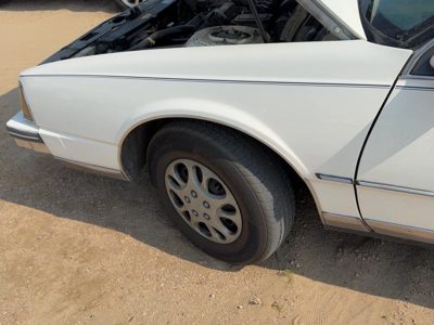 1985-1990 Oldsmobile 98 Driver Left Front Fender Oem White 25532745