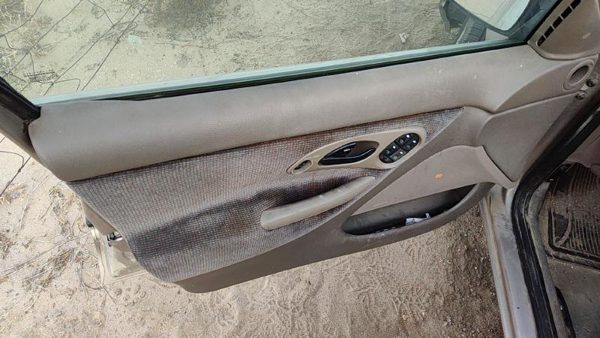 95-97 Ford Contour Driver Left Front Door Trim Panel With Master Switch Ul Tan — photo 3