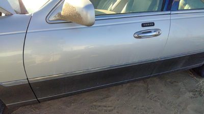 2003 Lincoln Town Car Front Door LH Silver