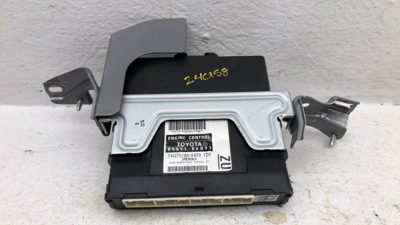 2005-2006 Toyota Camry Electronic Control Module Engine Computer Ecm Ecu 2.4L At