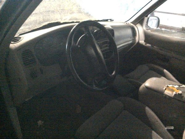1996 Ford Explorer — vehicle photo 4