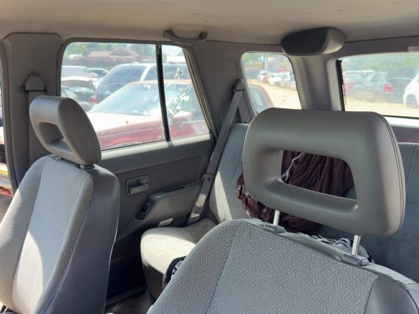 1991-1997 Isuzu Rodeo Pair Of Front Headrests Oem Left Right Set Seat Gray 160 — photo 1