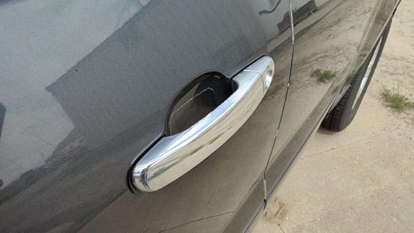 2010 Chevrolet Traverse Outside Door Handle LH Chevy 57U Cyber Gray — photo 2