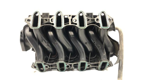 10-14 Chevy Tahoe Intake Manifold with Bolts Hardware OEM 5.3L 12638038 — photo 8