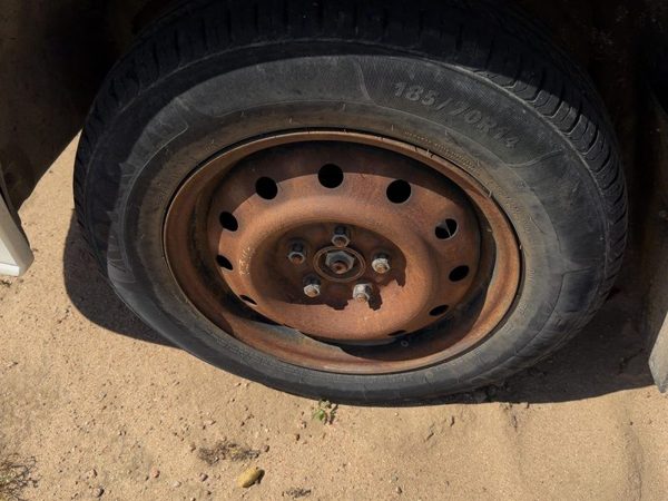 1990-1994 Subaru Legacy Rhd 14" Wheel Oem Factory Rim 14X5 28111Aa180 — photo 1