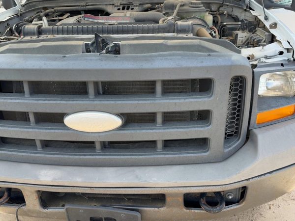 2005-2007 Ford F350 Front Grille Assembly Oem 5C3Z8200Aaa — photo 6