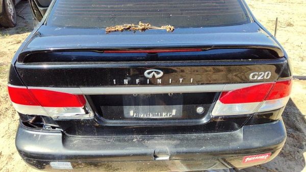 2002 INFINITI G20 Trunk/decklid/hatch/tailgate KH3 Black — photo 1