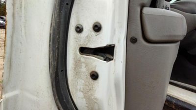 2000-2005 Mercury Sable Driver Left Front Door Latch With Rods/cables Oem