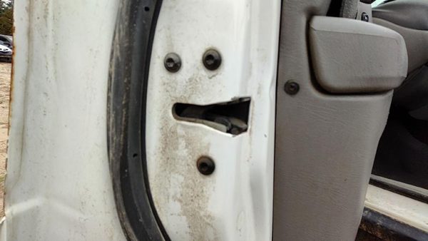2000-2005 Mercury Sable Driver Left Front Door Latch With Rods/cables Oem — photo 1