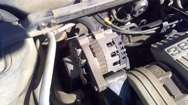 1993 Buick Park Ave Alternator 3.8L Supercharged 19152472 — photo 5