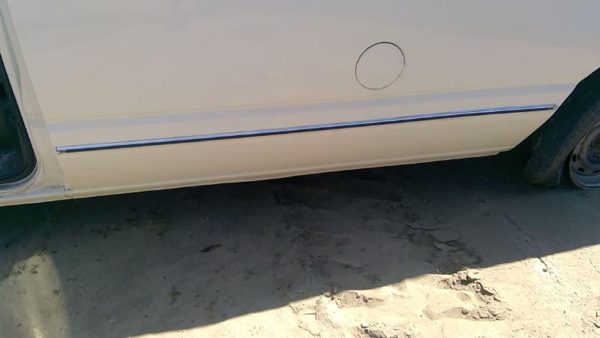 1993 Ford Van E150 Driver Left Rear Moulding On Quarter Panel Oem — photo 1