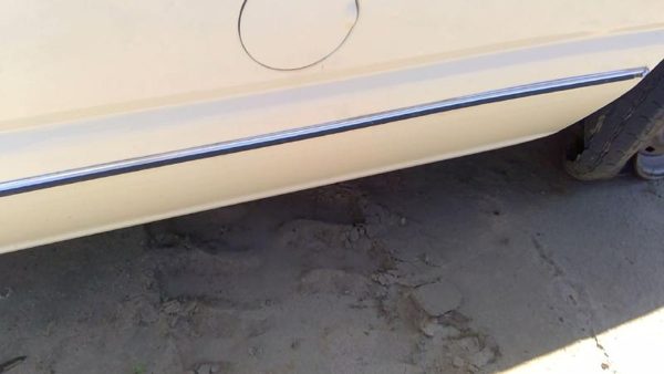 1993 Ford Van E150 Driver Left Rear Moulding On Quarter Panel Oem — photo 5
