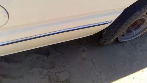 1993 Ford Van E150 Driver Left Rear Moulding On Quarter Panel Oem — photo 8