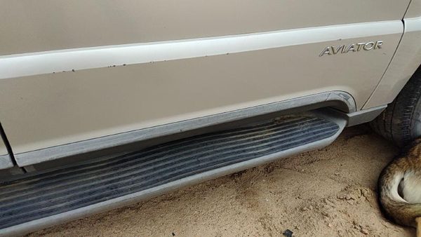 03 Lincoln Aviator Passenger Right Front Moulding From Door Trim Strip Silver Jp — photo 4