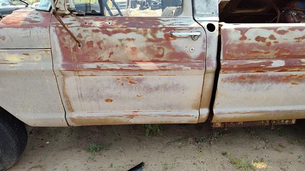 1969 Ford F100 Front Door LH Brown — photo 1
