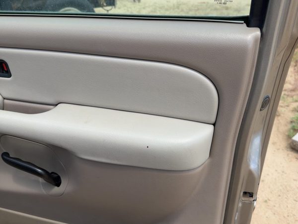 01-02 Chevy Suburban Passenger Right Front Door Trim Panel With Switches Tan 52I — photo 8