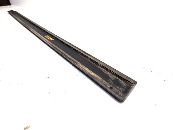 1996 Geo Tracker Driver Left Front Moulding From Door Oem Trim Strip Black — photo 16