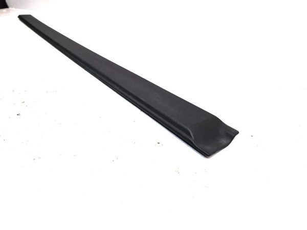 1996 Geo Tracker Driver Left Front Moulding From Door Oem Trim Strip Black — photo 14