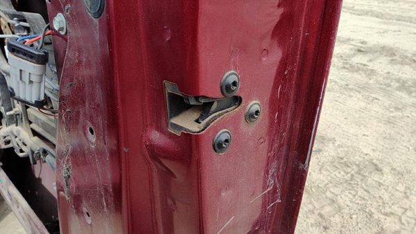 1997-2005 Chevy Venture Passenger Right Front Door Latch With Rods/Cables Oem — photo 2