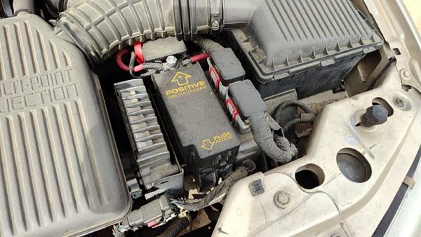 95-00 Dodge Stratus Engine Fuse Box Power Distribution Panel Oem 2.4L — photo 1