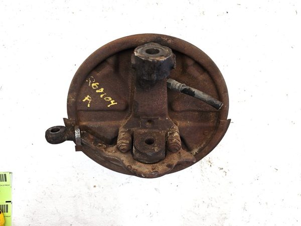 1971 Chevy Van G20 Passenger Right Front Spindle Steering Knuckle With Wheel Hub — photo 6