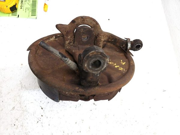 1971 Chevy Van G20 Passenger Right Front Spindle Steering Knuckle With Wheel Hub — photo 10