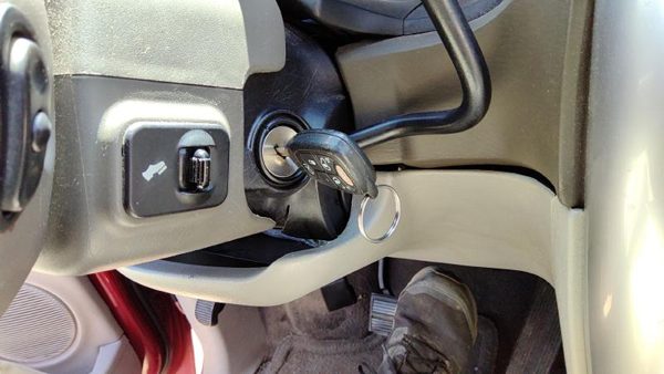 01-07 Town Country Ignition Switch Assembly With Key Complete Electrical Oem — photo 1